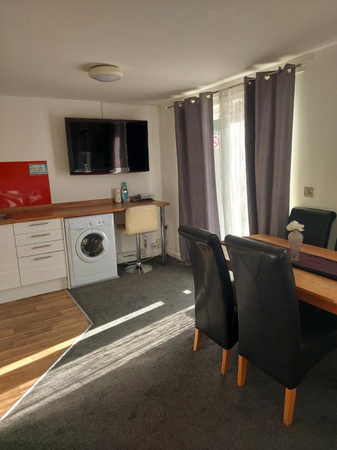 The Elms - Close To City Centre Cardiff Exteriér fotografie